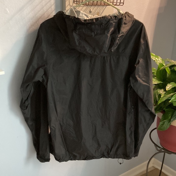 Helly Hansen windbreaker/rain jacket - Picture 6 of 8